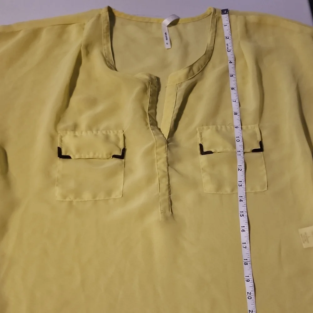 Live 4 Truth Yellow Cuffed Sleeve Polo Blouse - Picture 6 of 8